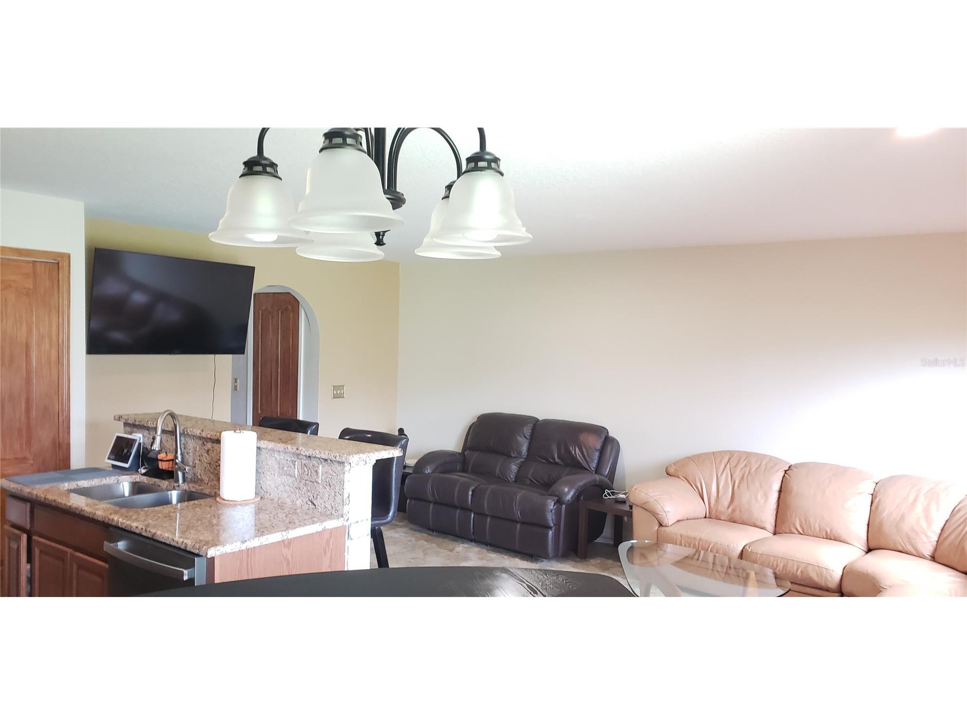 4560 Ashburn Square Drive Tampa FL 33610 TB8518678 image9