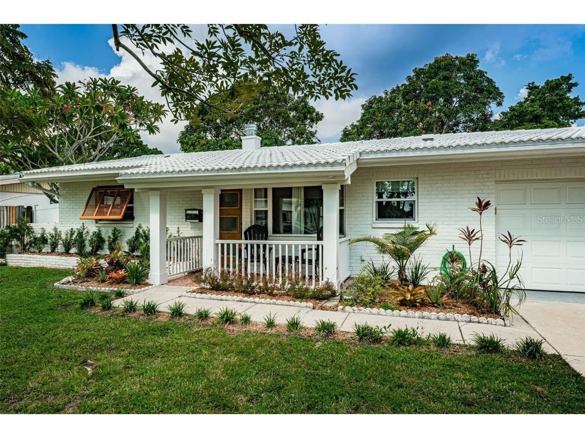 4560 Carson Street NE Saint Petersburg FL 33703 U8211195 image1