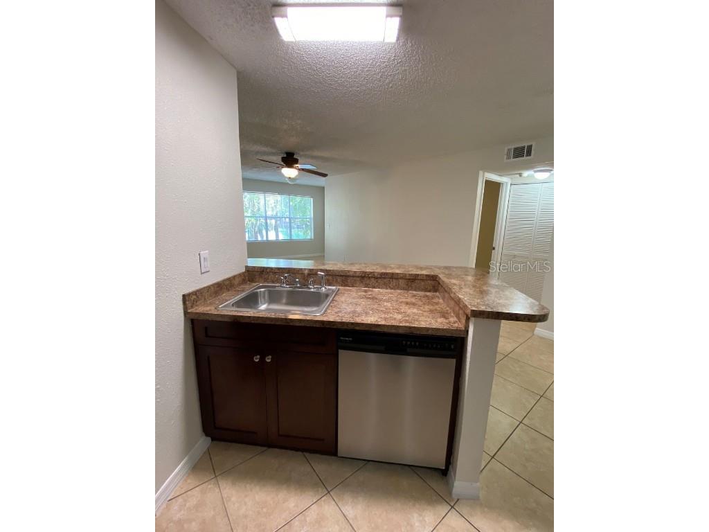 4560 Commander Drive #1313 Orlando FL 32822 O6350088 image4