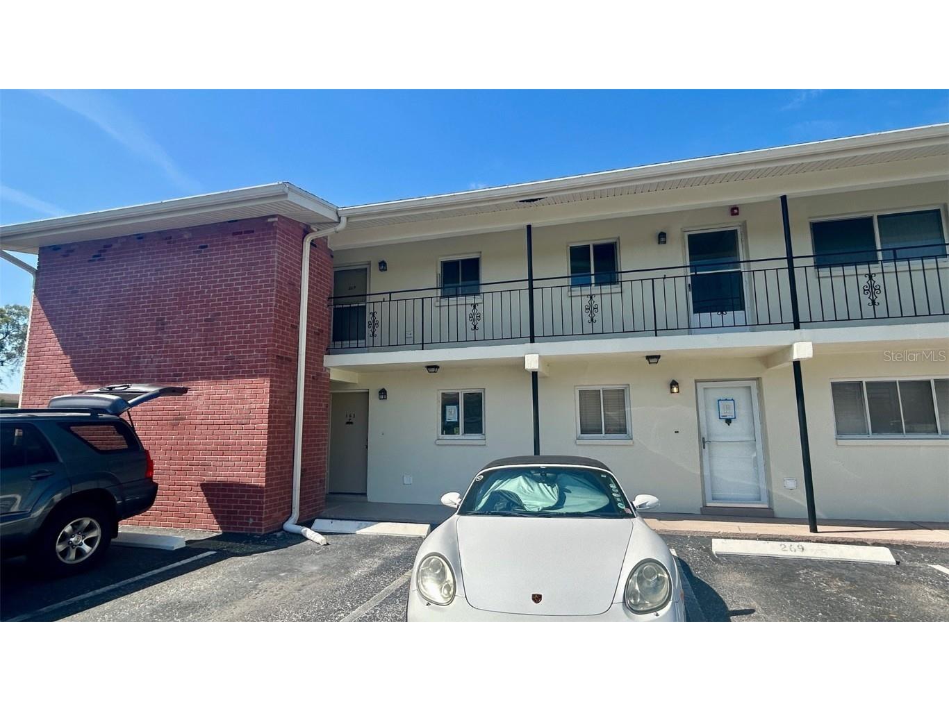 4560 Overlook Drive NE #163 Saint Petersburg FL 33703 TB8350319 image1