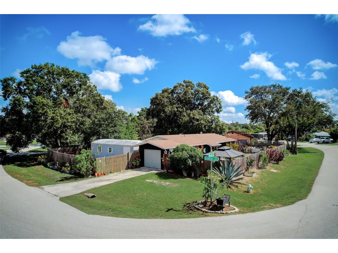 4561 Busti Drive Sarasota FL 34232 A4584381 image1