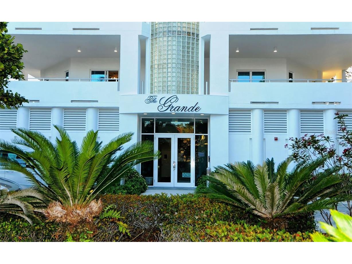 4561 Gulf Of Mexico Drive #202 Longboat Key FL 34228 - GULF OF MEXICO A4674911 image2