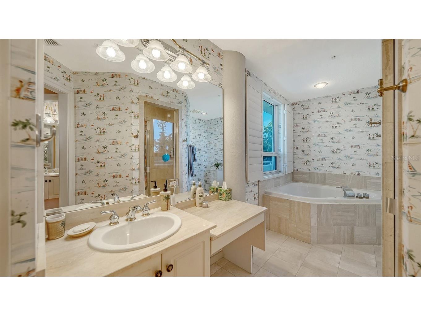 4561 Gulf Of Mexico Drive #202 Longboat Key FL 34228 - GULF OF MEXICO A4674911 image39