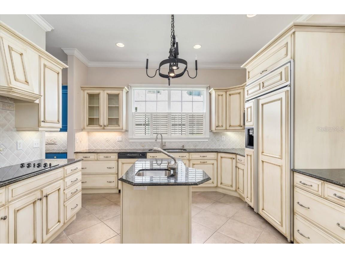 4561 Murcia Boulevard #13 Sarasota FL 34238 A4627867 image13