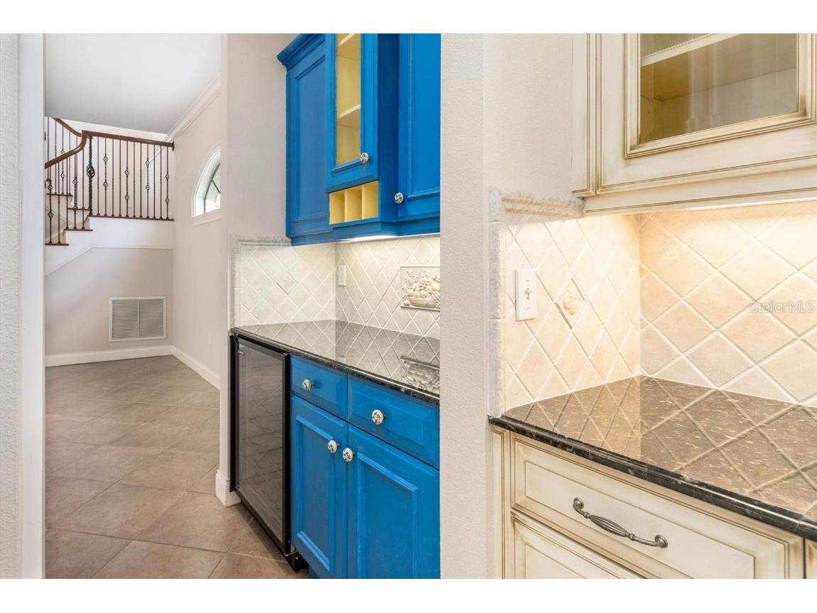 4561 Murcia Boulevard #13 Sarasota FL 34238 A4627867 image19