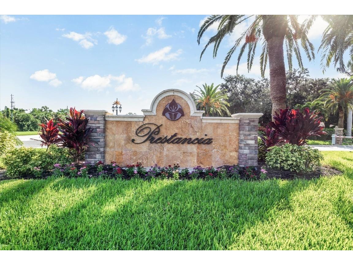 4561 Murcia Boulevard #13 Sarasota FL 34238 A4627867 image58