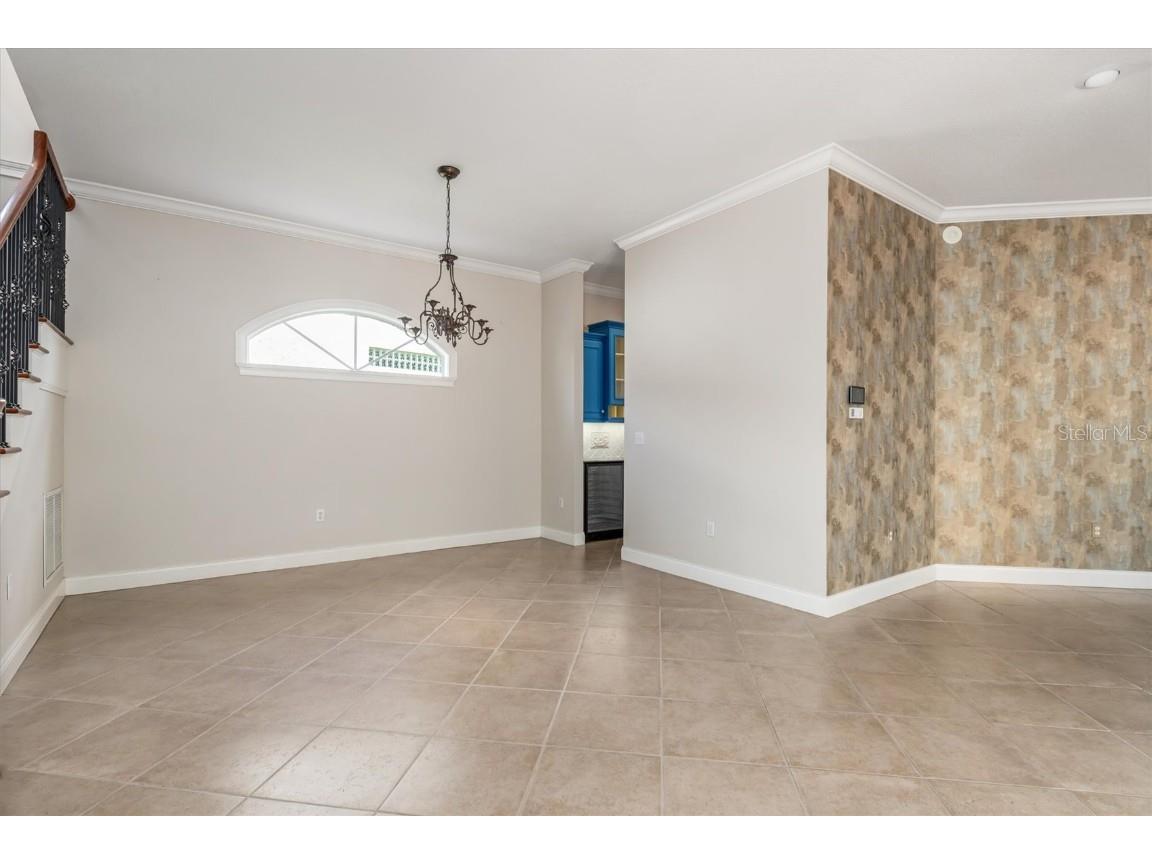 4561 Murcia Boulevard #13 Sarasota FL 34238 A4627867 image9