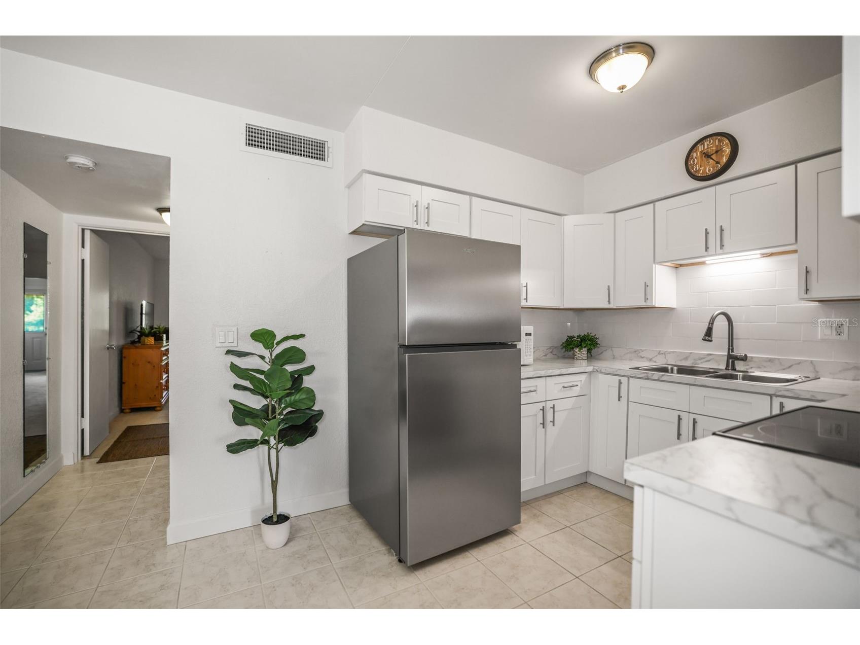 4565 Duhme Road #102 Saint Petersburg FL 33708 TB8509056 image8
