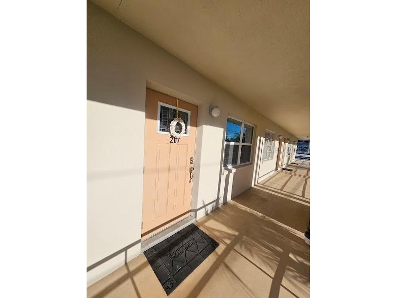 4565 Duhme Road #207 Saint Petersburg FL 33708 TB8448169 image2