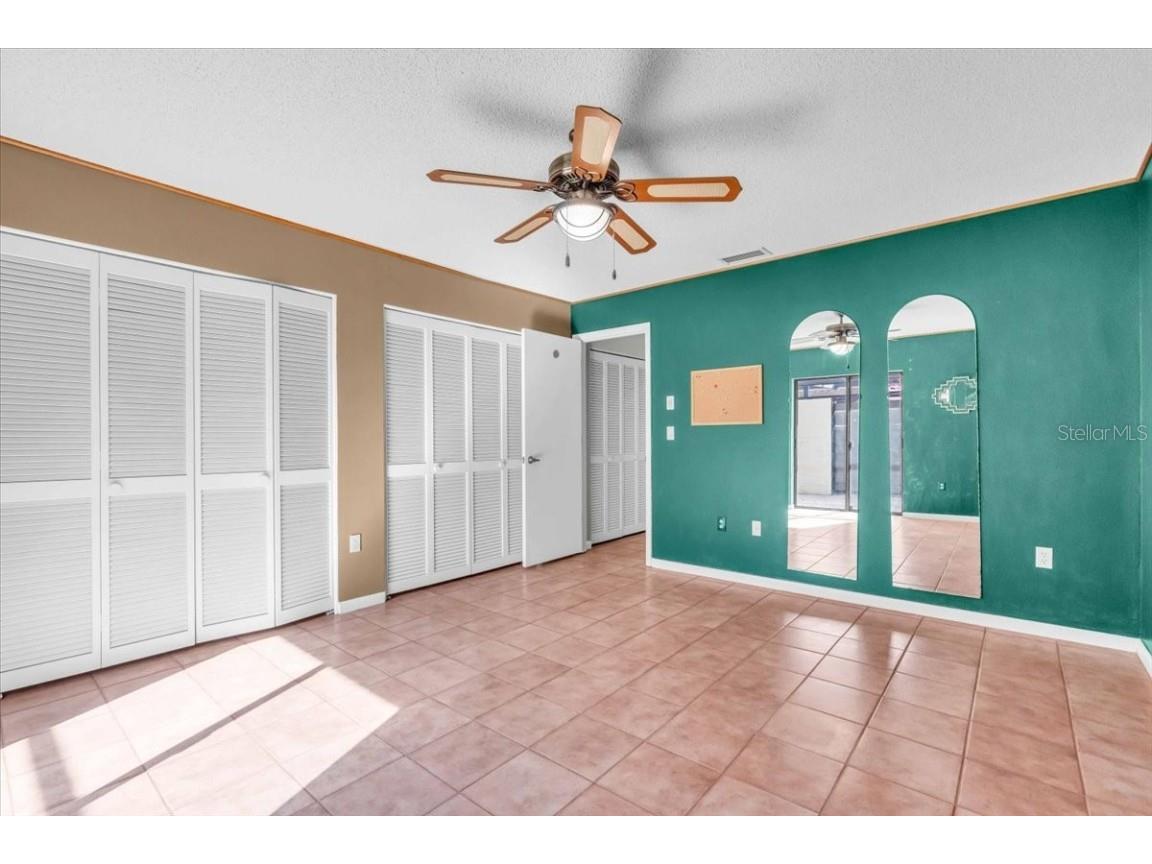 4565 Lakecrest Place #18 Sarasota FL 34233 A4668445 image20