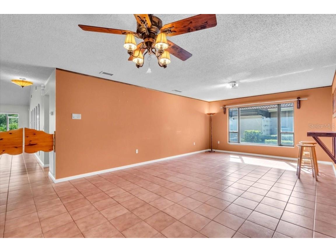 4565 Lakecrest Place #18 Sarasota FL 34233 A4668445 image21