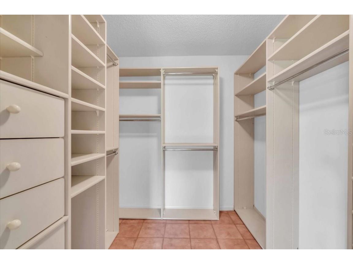 4565 Lakecrest Place #18 Sarasota FL 34233 A4668445 image27