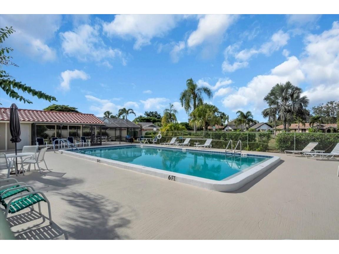 4565 Lakecrest Place #18 Sarasota FL 34233 A4668445 image35