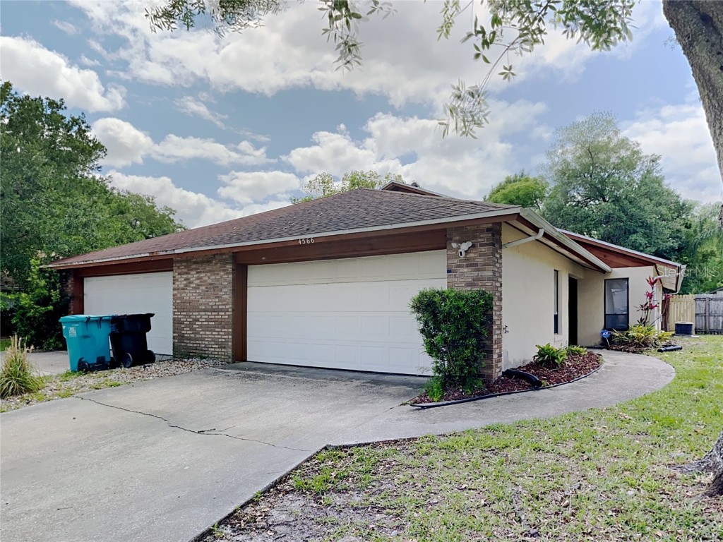 4566 Heritage Oak Drive Orlando FL 32808 O6079308 image1