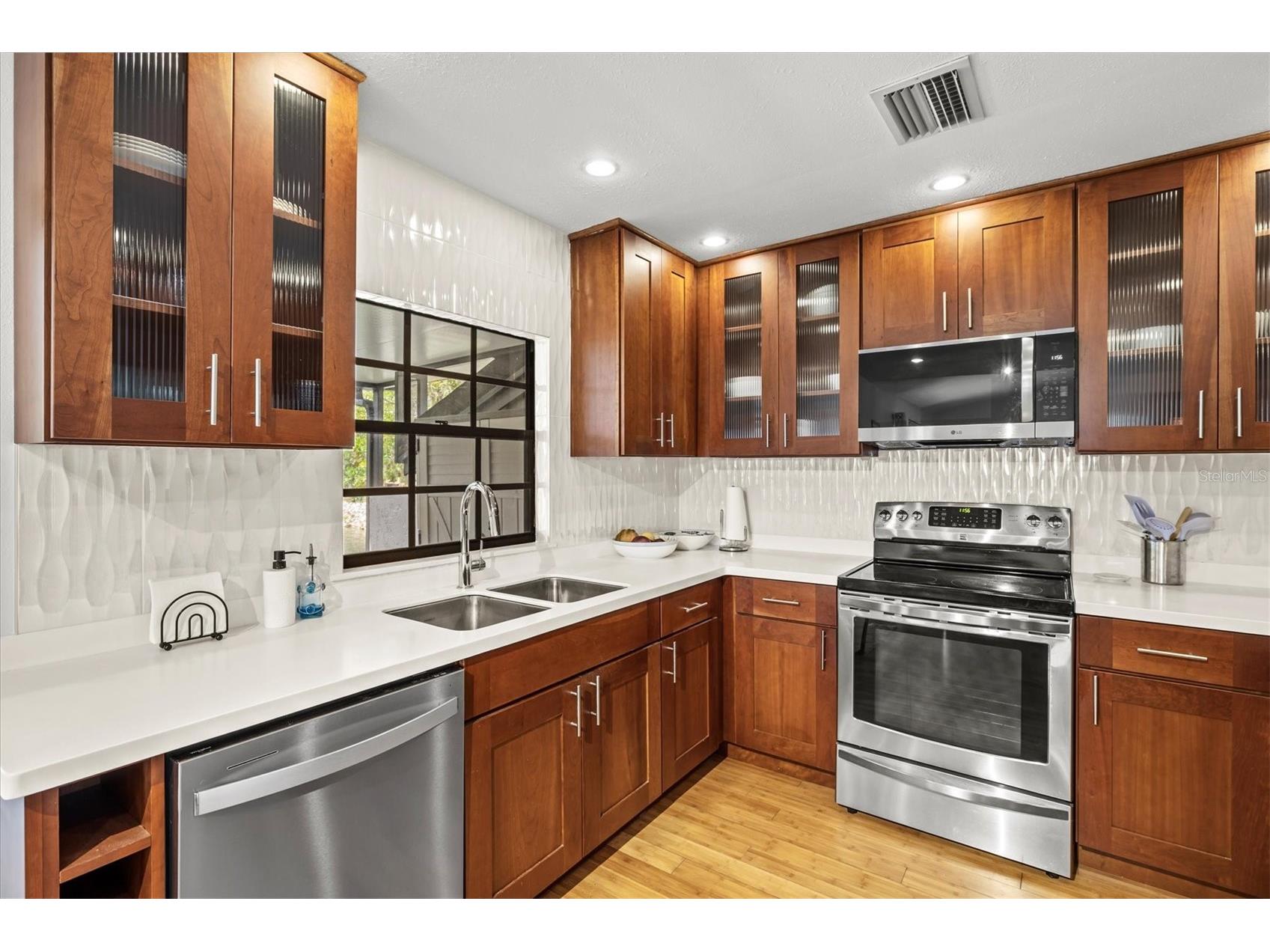 4566 Hidden View Place #7 Sarasota FL 34235 A4690147 image11