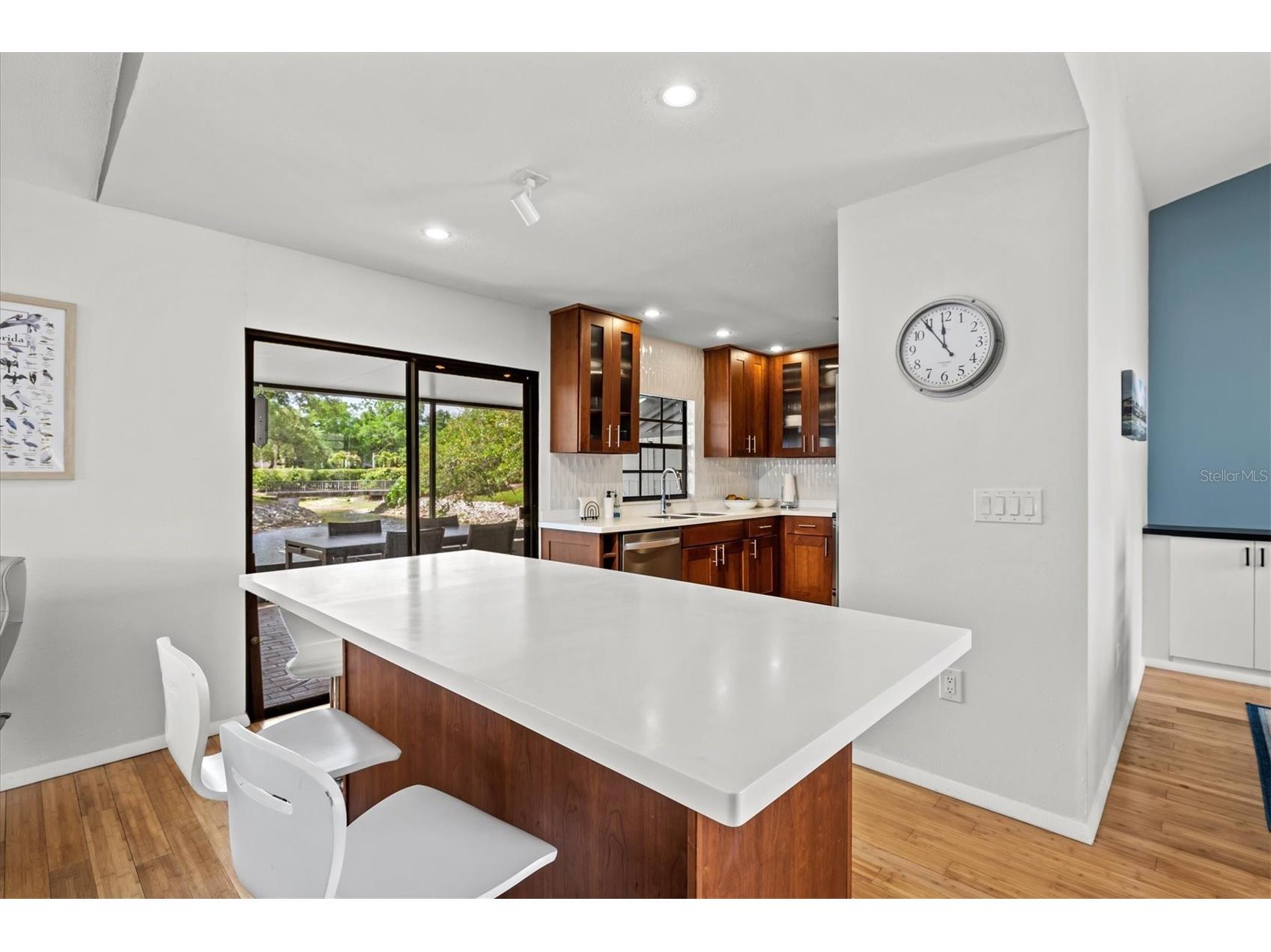 4566 Hidden View Place #7 Sarasota FL 34235 A4690147 image16