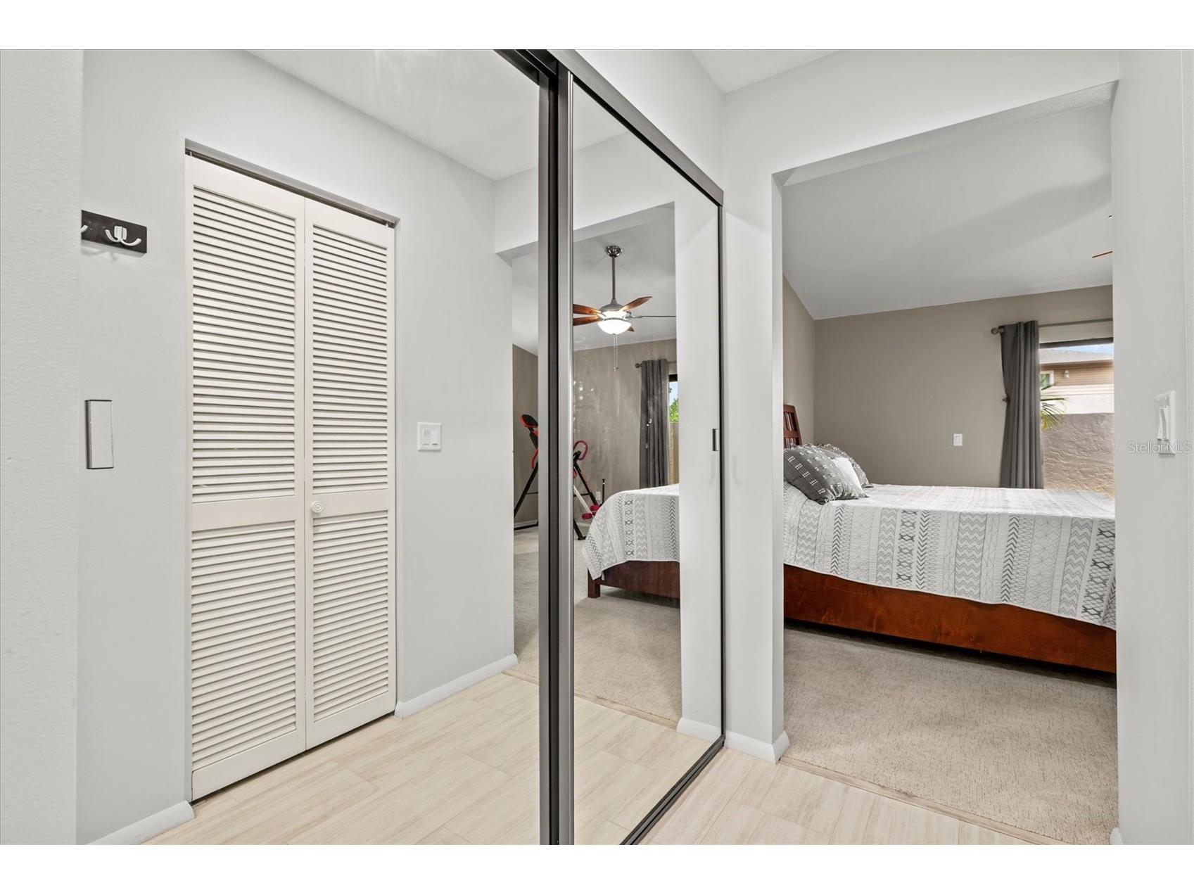 4566 Hidden View Place #7 Sarasota FL 34235 A4690147 image28