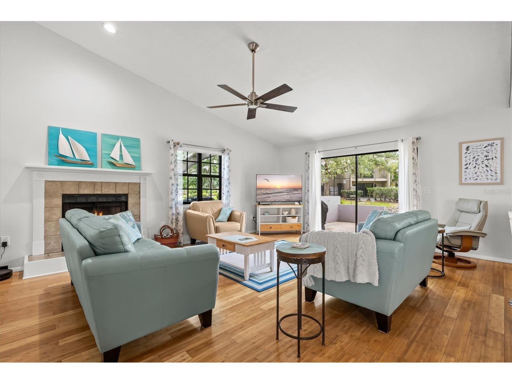 4566 Hidden View Place #7 Sarasota FL 34235 A4690147 image3
