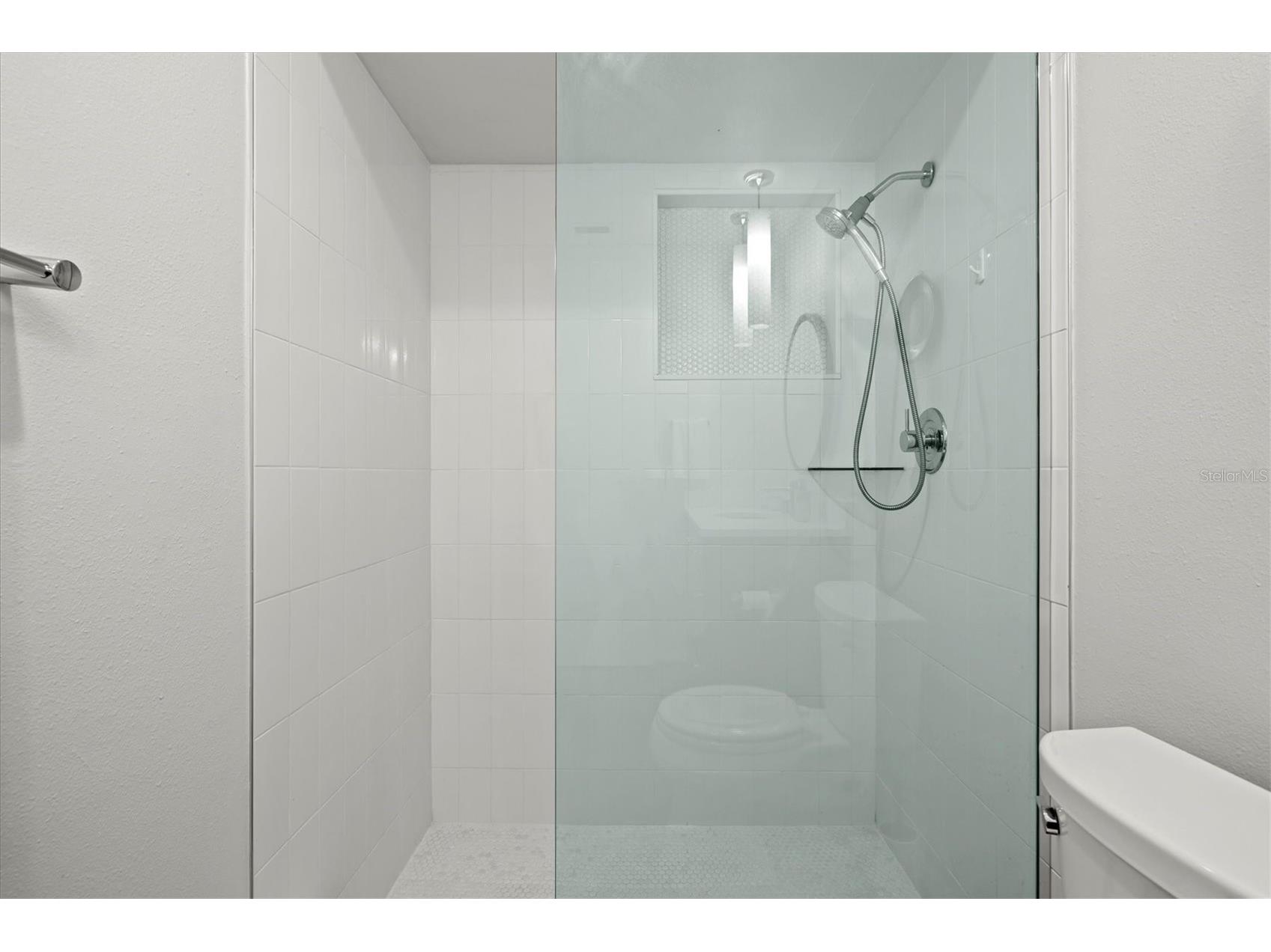 4566 Hidden View Place #7 Sarasota FL 34235 A4690147 image37