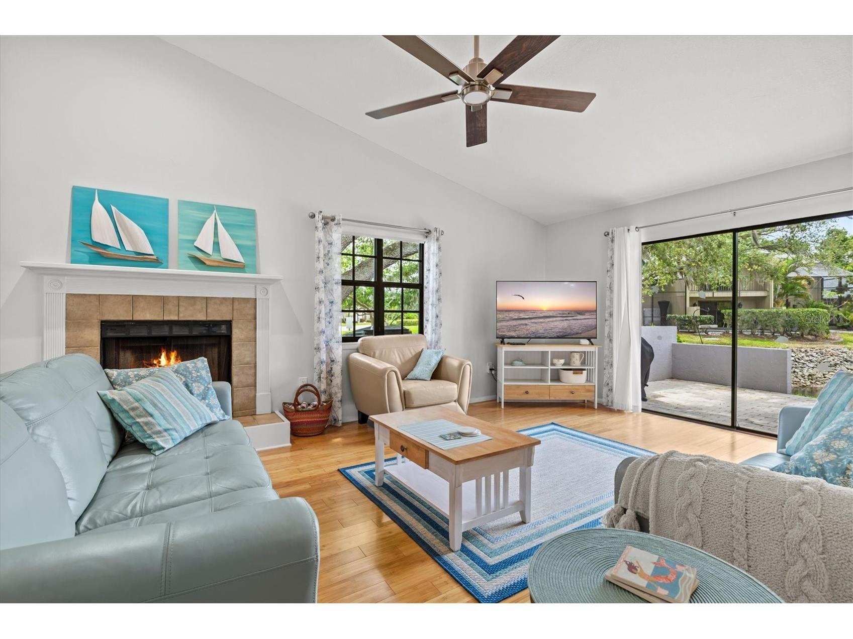 4566 Hidden View Place #7 Sarasota FL 34235 A4690147 image4