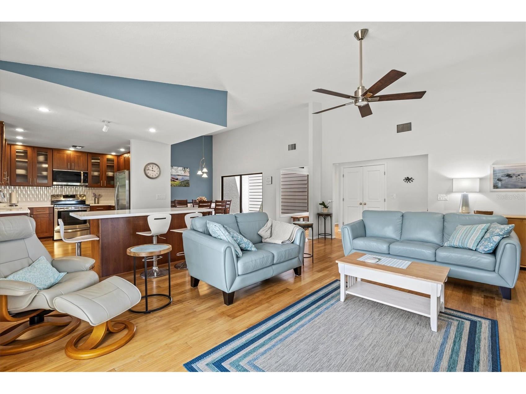 4566 Hidden View Place #7 Sarasota FL 34235 A4690147 image8