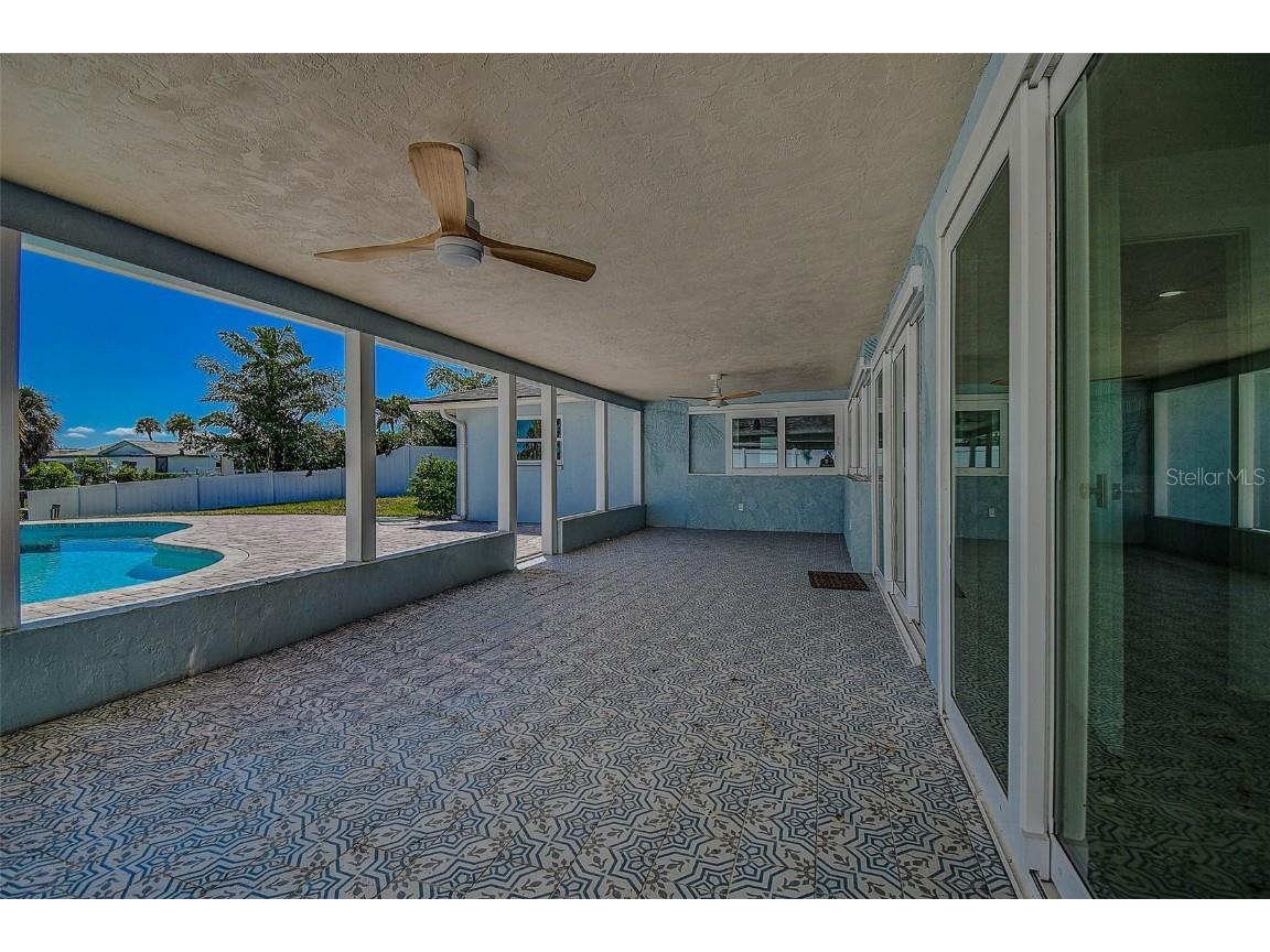 4568 40th Street S Saint Petersburg FL 33711 TB8434196 image10