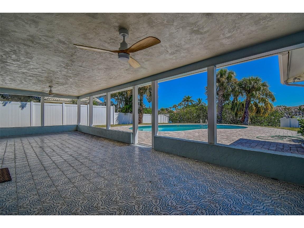 4568 40th Street S Saint Petersburg FL 33711 TB8434196 image11