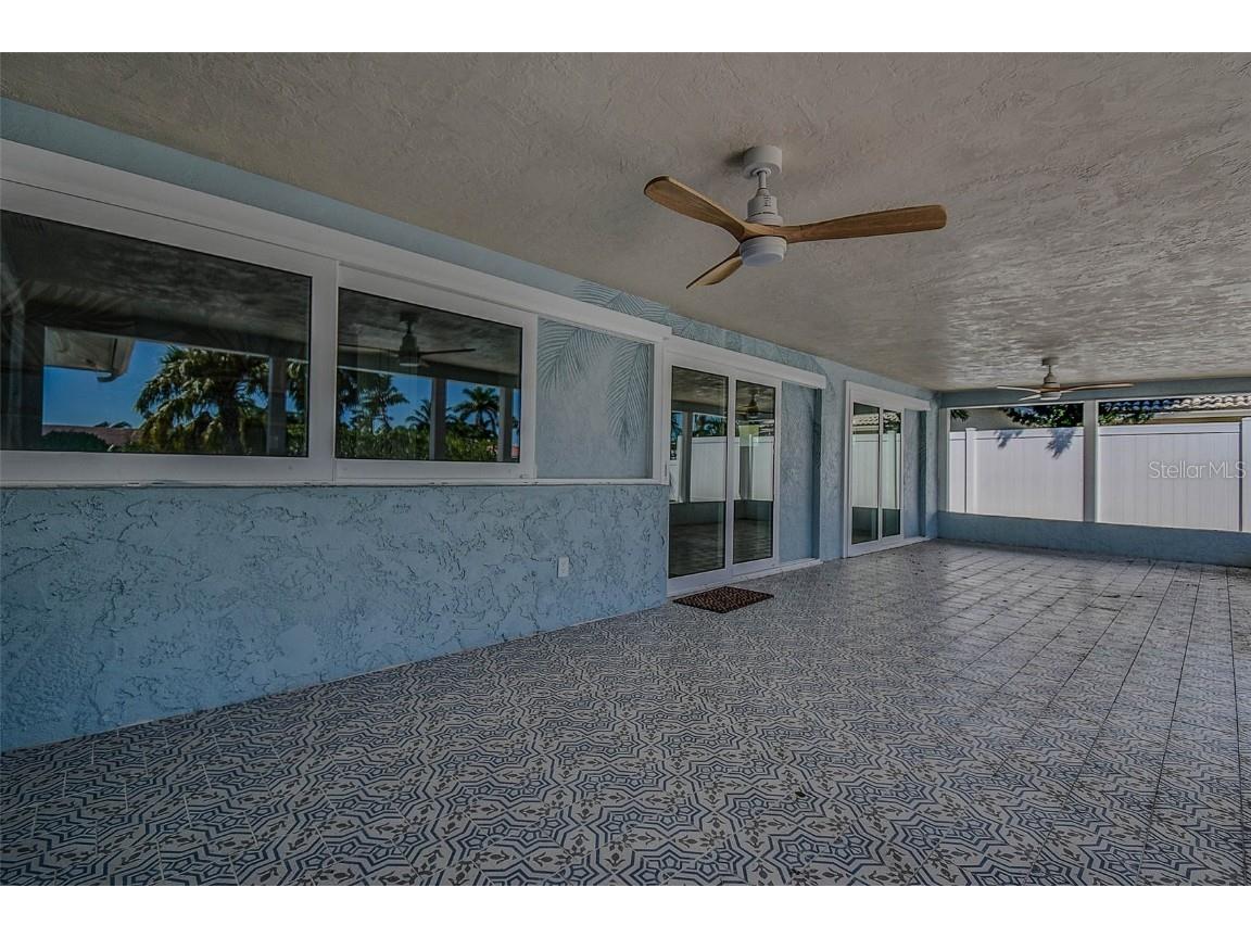 4568 40th Street S Saint Petersburg FL 33711 TB8434196 image12