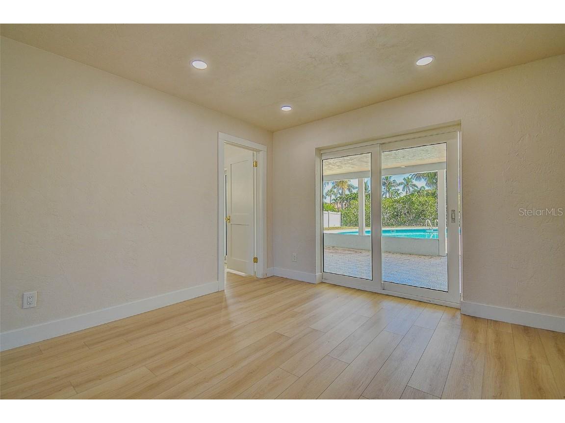 4568 40th Street S Saint Petersburg FL 33711 TB8434196 image21