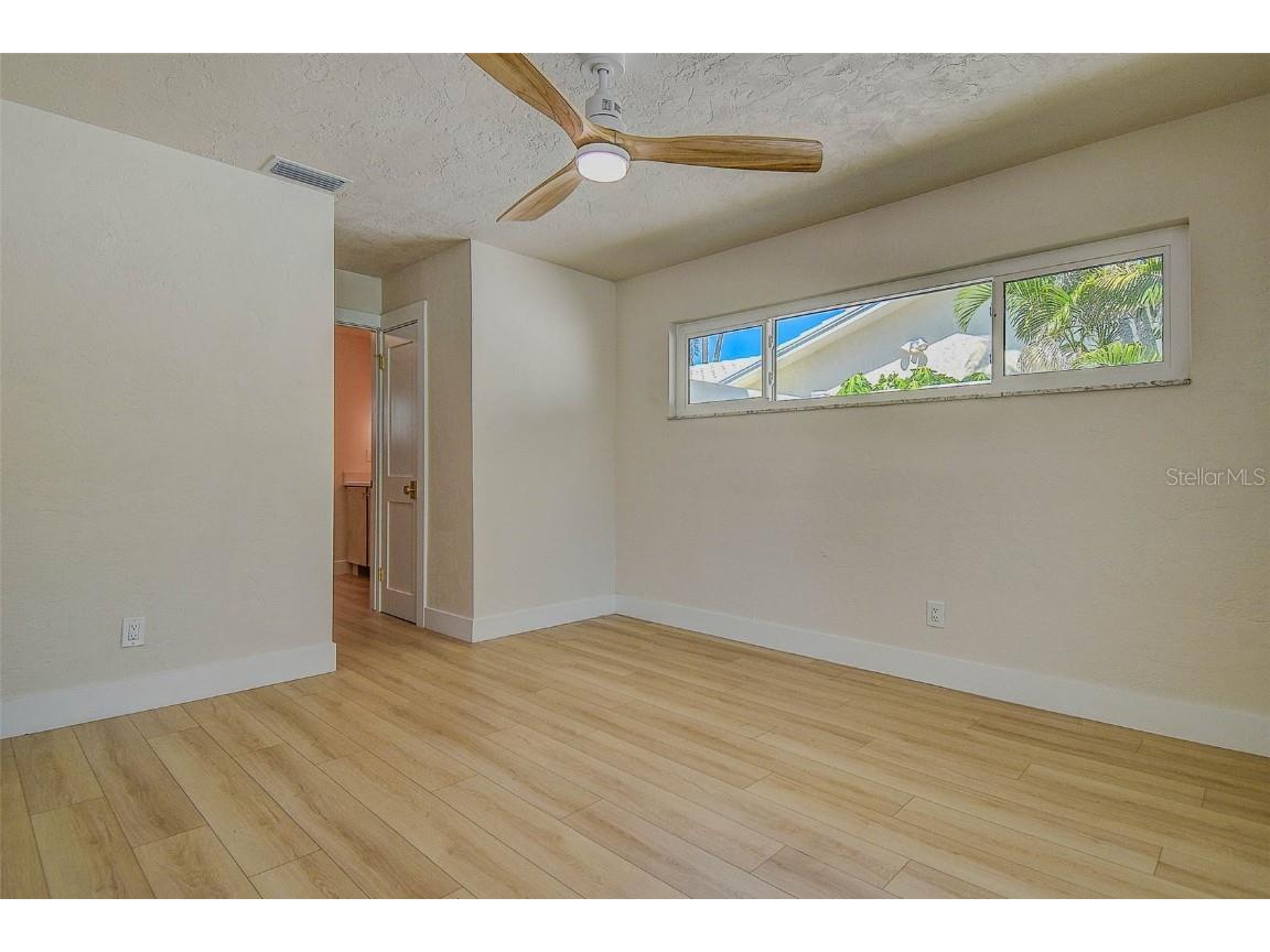 4568 40th Street S Saint Petersburg FL 33711 TB8434196 image34