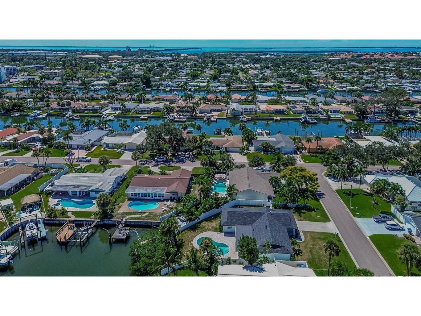 4568 40th Street S Saint Petersburg FL 33711 TB8434196 image38