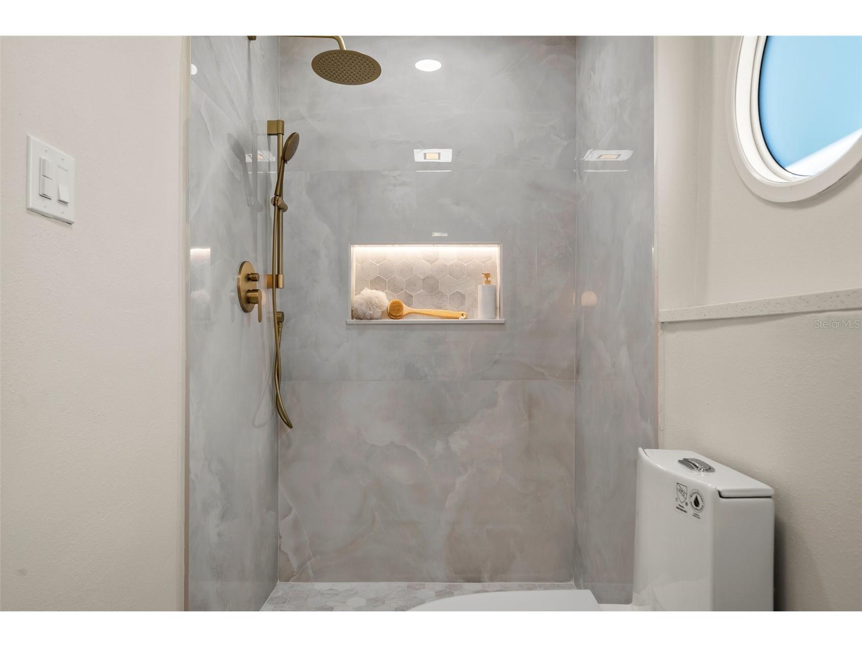 4568 40th Street S Saint Petersburg FL 33711 TB8501229 image36