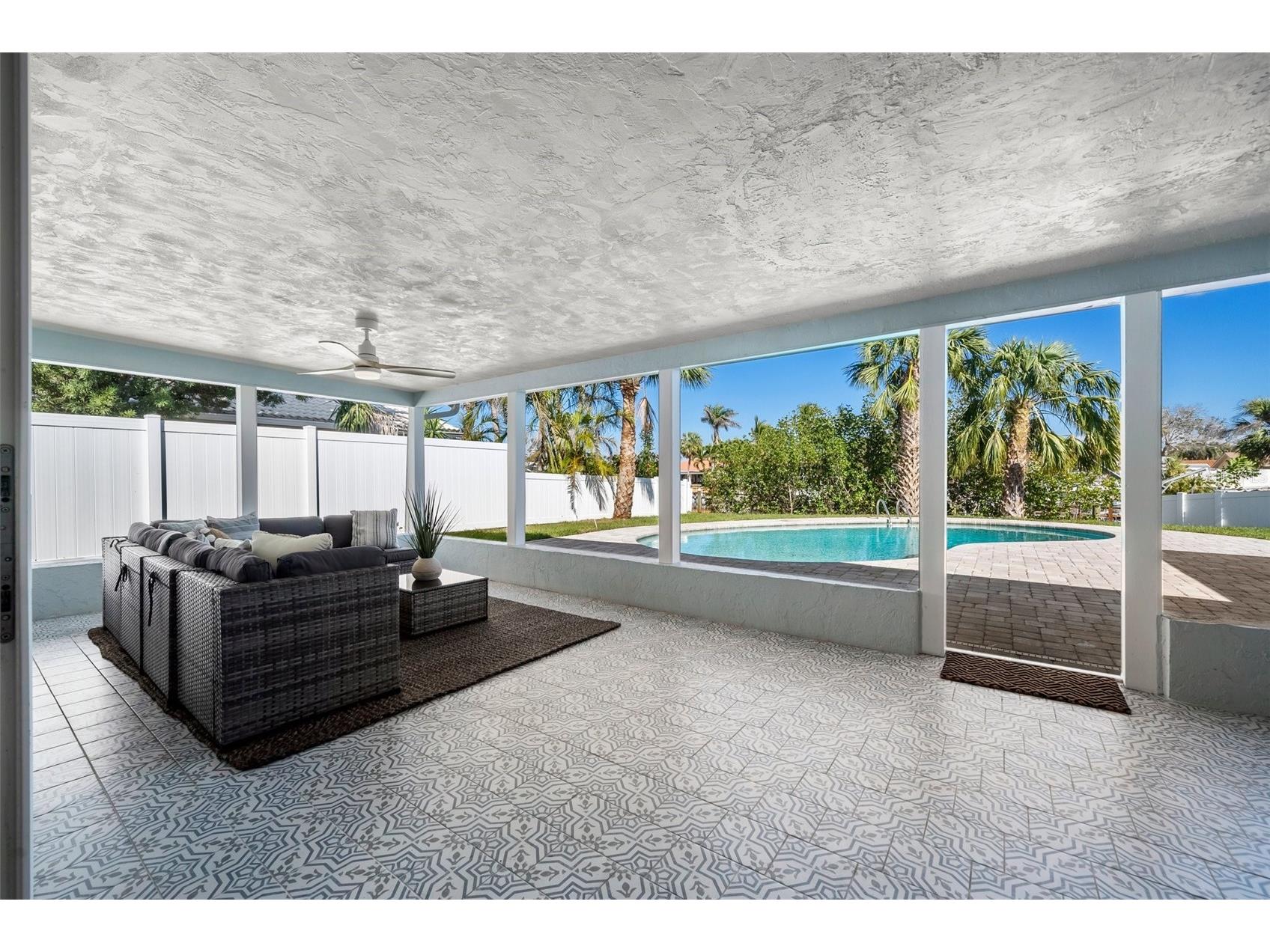 4568 40th Street S Saint Petersburg FL 33711 TB8501229 image48