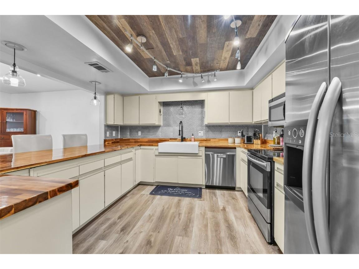 457 E Highland Street Altamonte Springs FL 32701 O6352995 image9