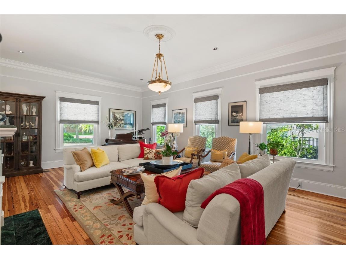 457 E New England Avenue Winter Park FL 32789 O6345511 image6