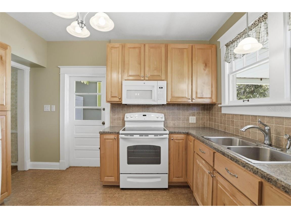 457 Elliott Ave. Sanford FL 32771 O6359636 image19