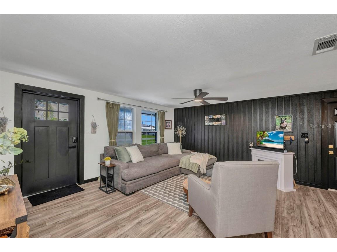 457 Glenridge Avenue NW Port Charlotte FL 33952 C7511213 image11