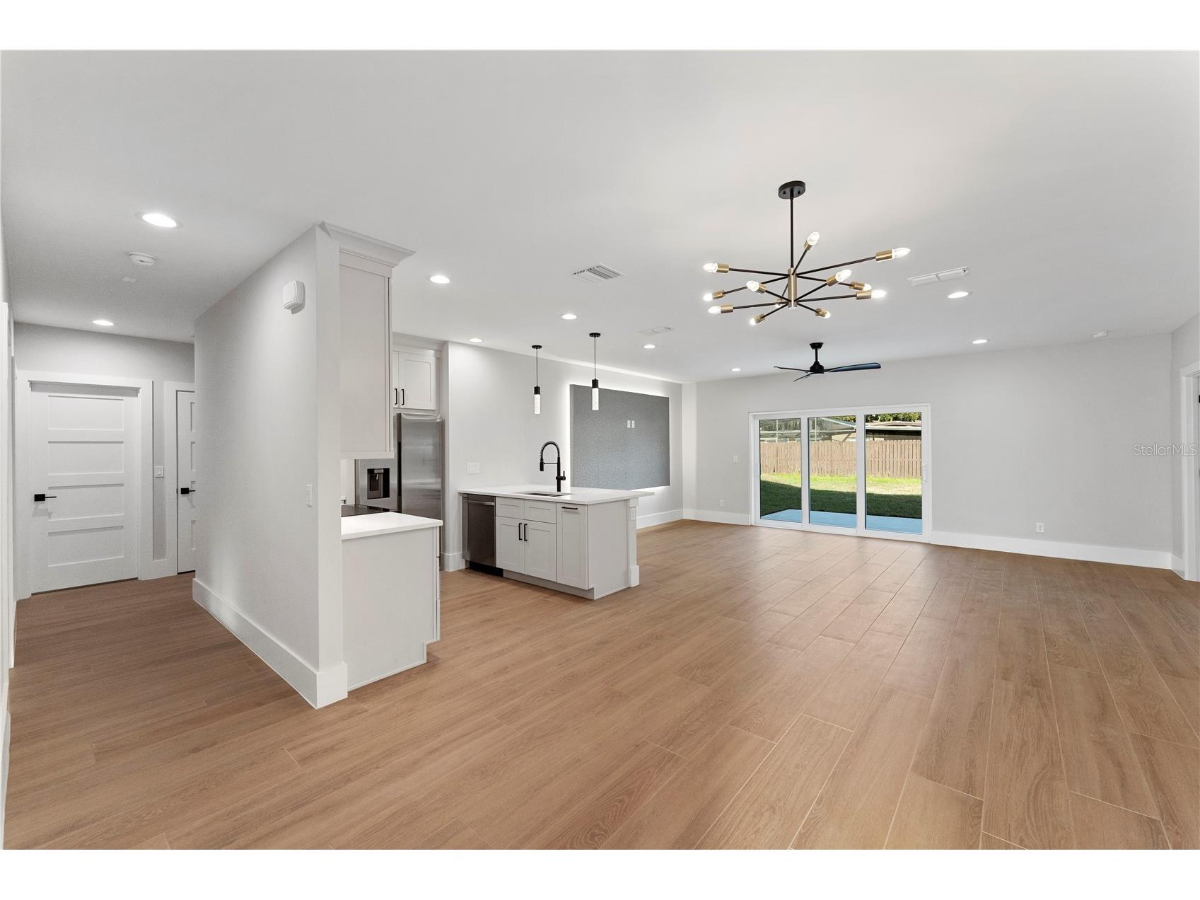 457 Riverview Avenue Sanford FL 32771 O6415125 image20