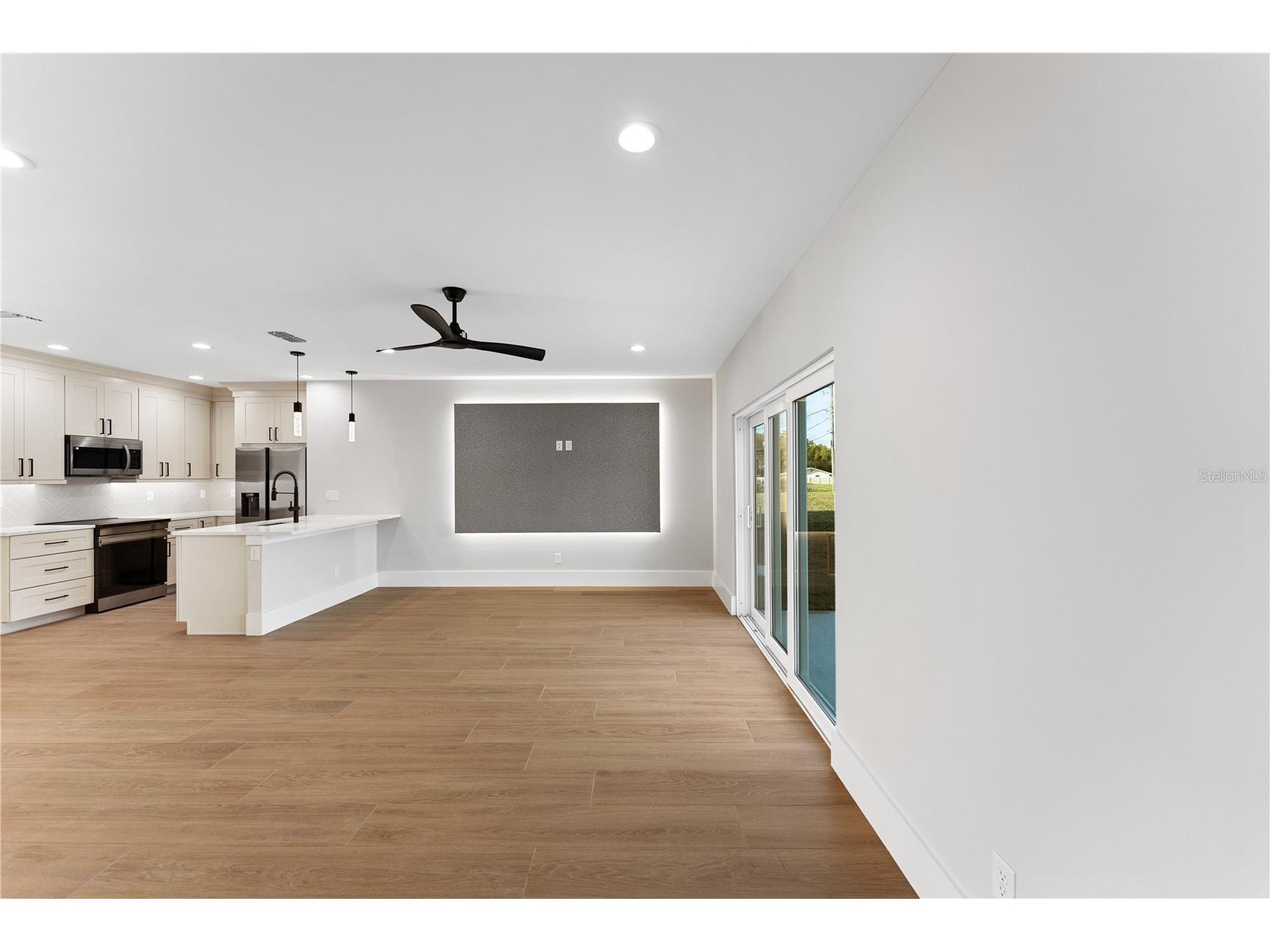 457 Riverview Avenue Sanford FL 32771 O6415125 image22