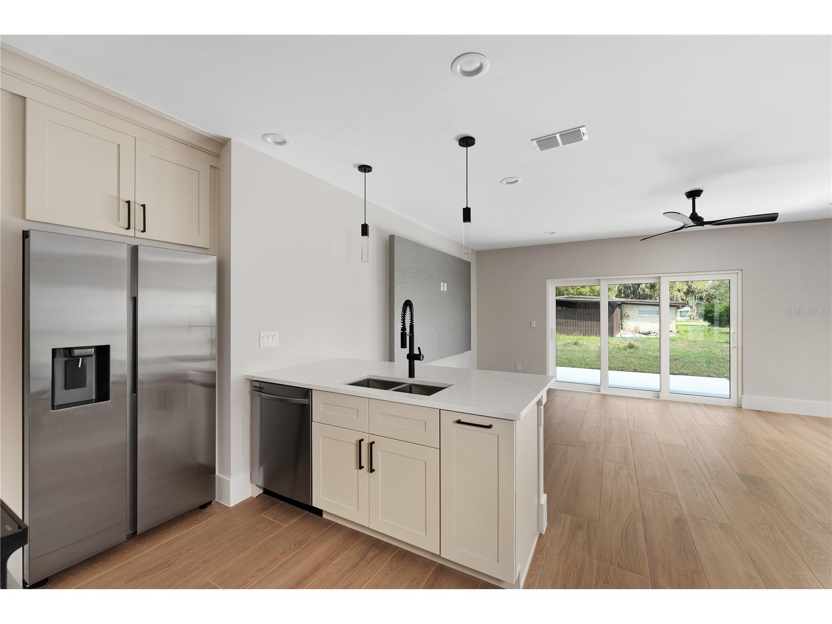 457 Riverview Avenue Sanford FL 32771 O6415125 image6