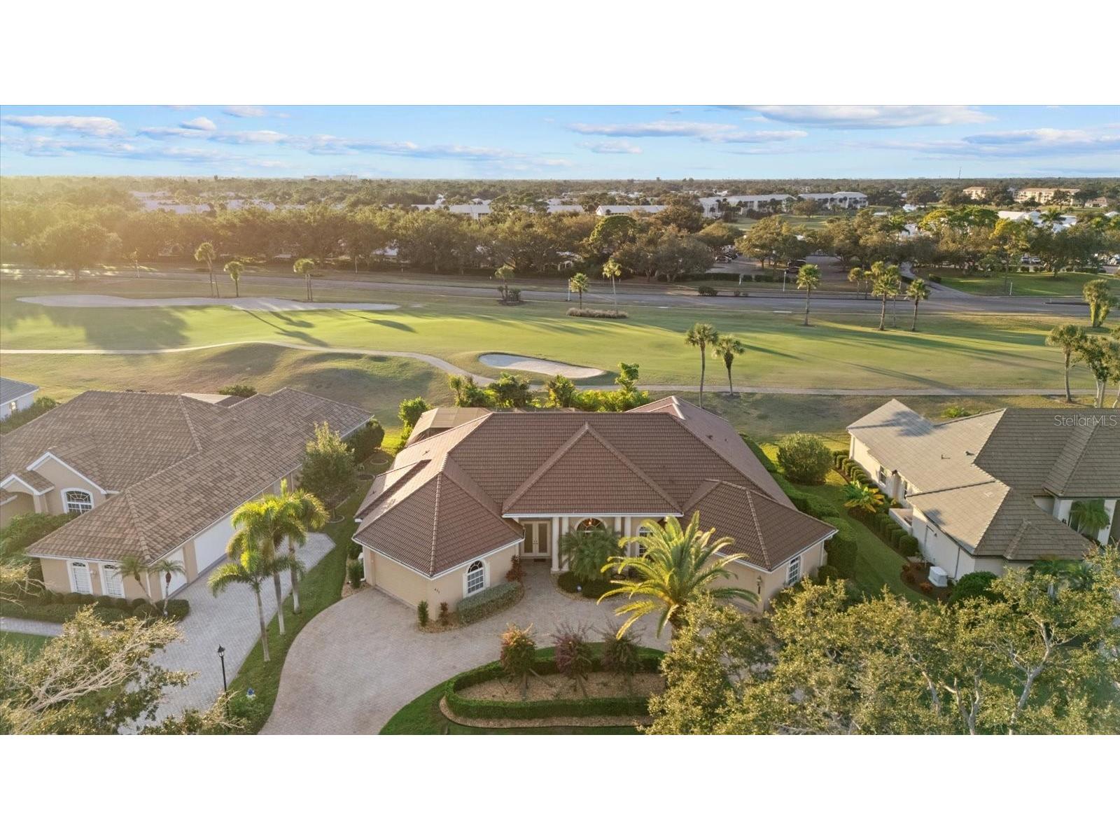 457 Sherbrooke Court Venice FL 34293 N6141437 image1