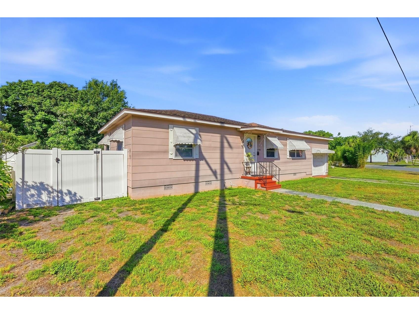 4570 Haines Road N Saint Petersburg FL 33714 TB8518777 image2