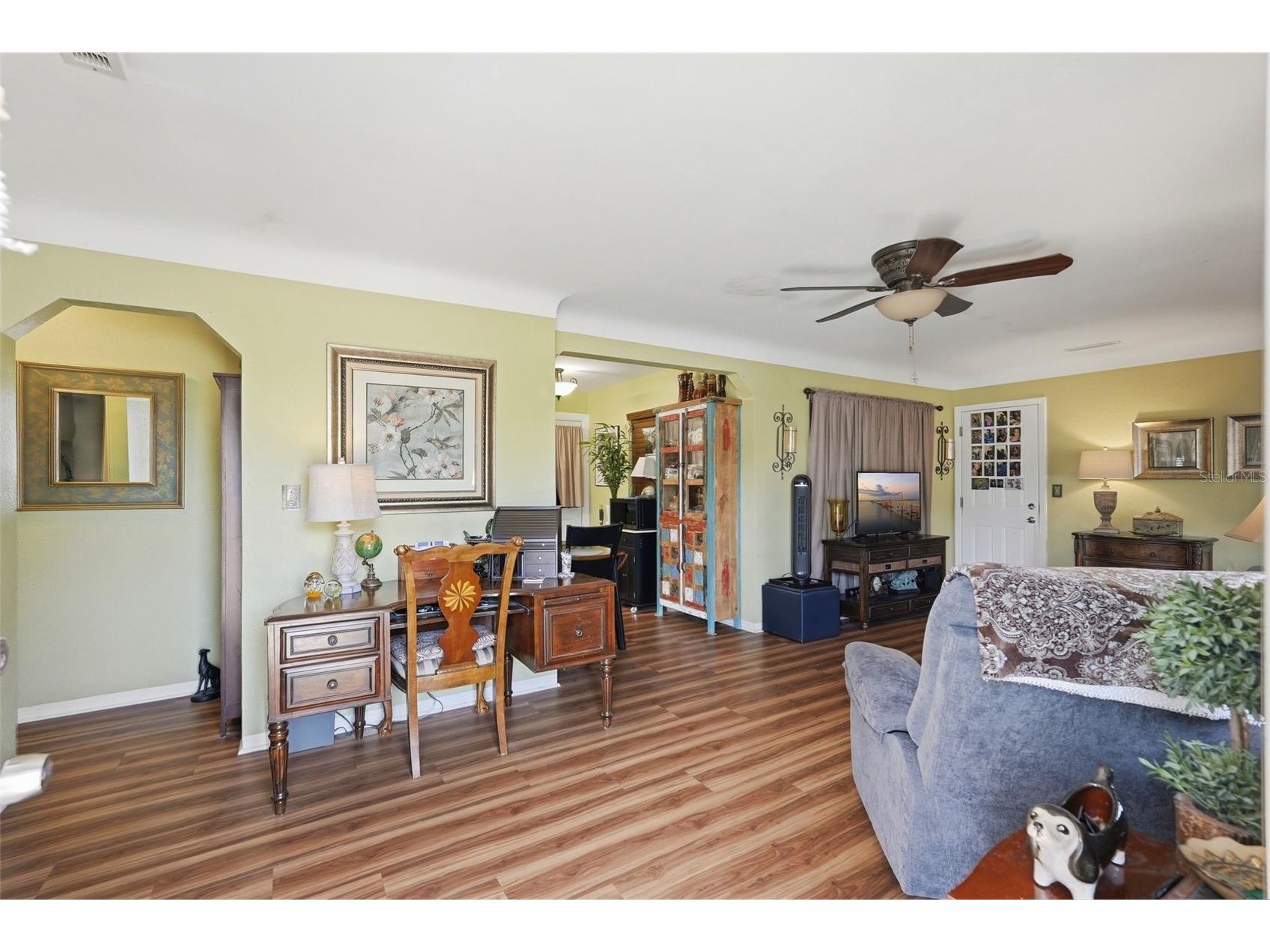 4570 Haines Road N Saint Petersburg FL 33714 TB8518777 image4