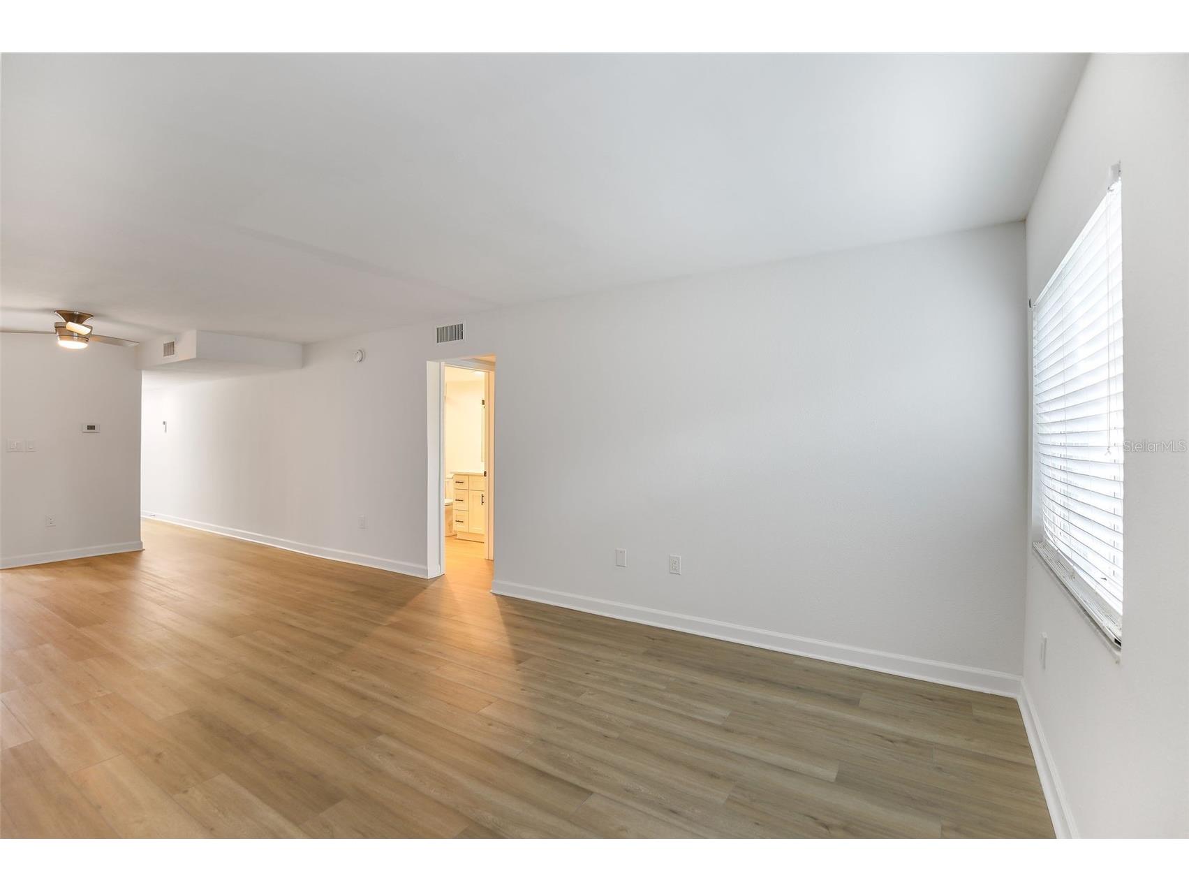 4570 Overlook Drive NE #179 Saint Petersburg FL 33703 TB8508661 image5