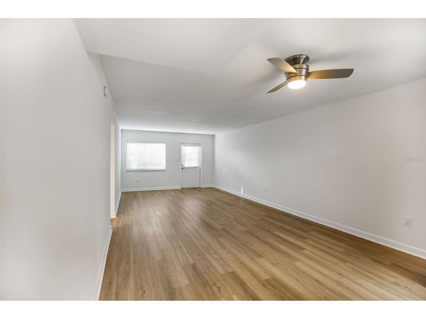 4570 Overlook Drive NE #179 Saint Petersburg FL 33703 TB8508661 image7