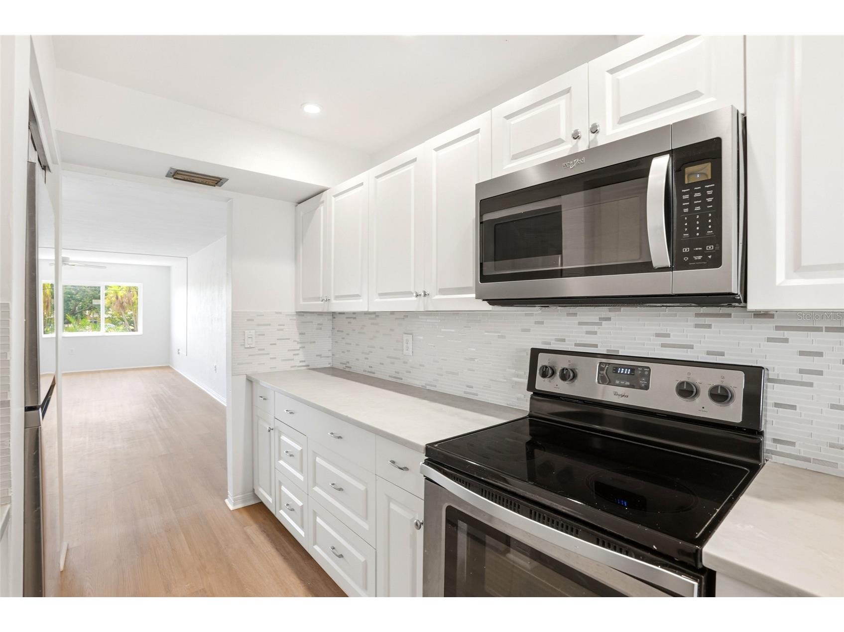 4570 Overlook Drive NE #284 Saint Petersburg FL 33703 TB8512726 image5