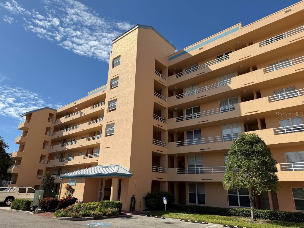 4570 Pinebrook Circle #204 Bradenton FL 34209 A4673855 image1