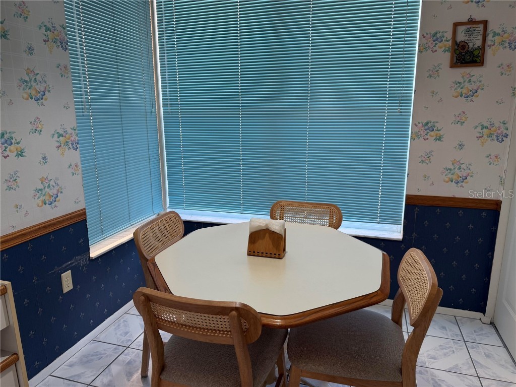 4570 Pinebrook Circle #204 Bradenton FL 34209 A4673855 image2