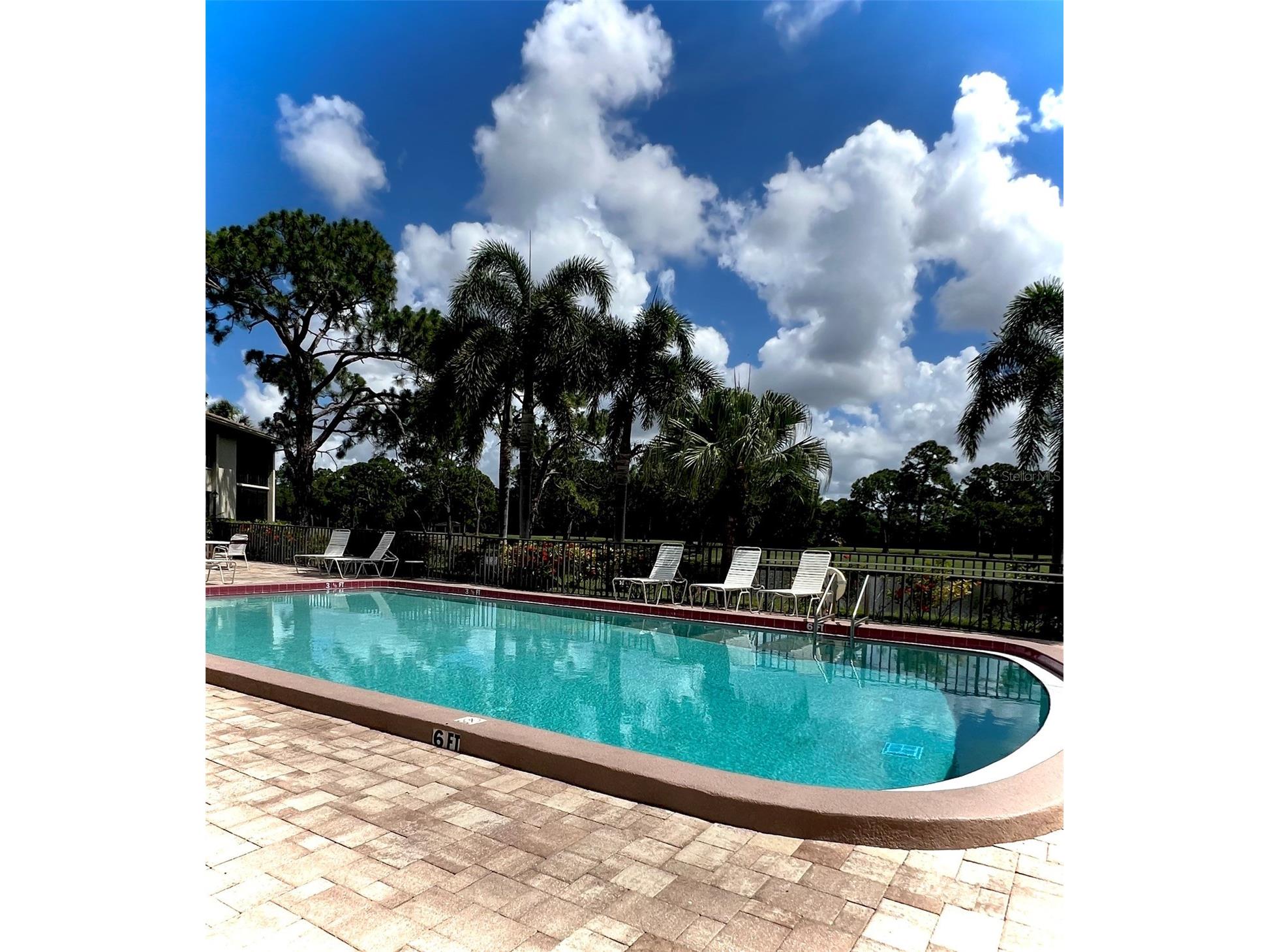 4570 Weybridge #32 Sarasota FL 34235 A4640138 image14