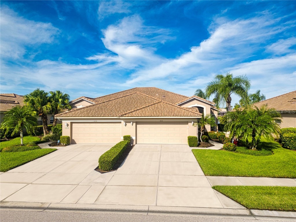 4572 Samoset Drive Sarasota FL 34241 A4583496 image1